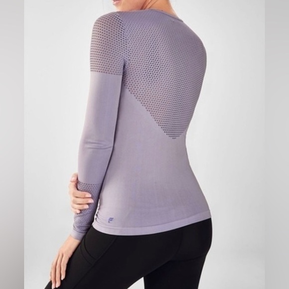 Fabletics top XS Musetta long sleeve lilac purple crew neck gym atheisure - Picture 6 of 6